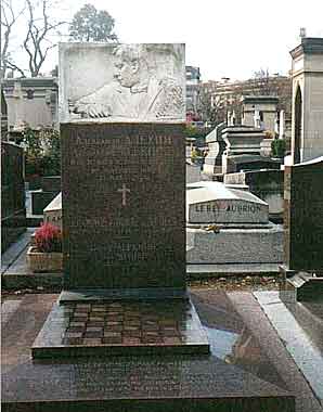 Alekhine tumba