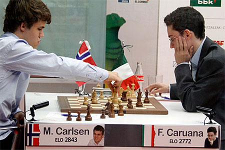 Carlsen juega 38.Rd5 ante Caruana. Ronda 6 
