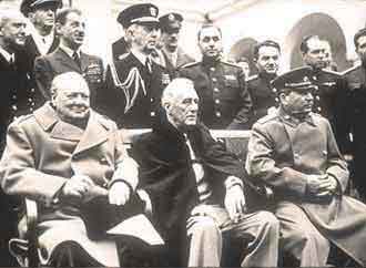 Churchill, Roosevelt, Stalin en Yalta, 1945