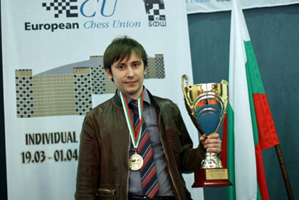 El campeón Dmitry Jakovenko © chess-news-ru