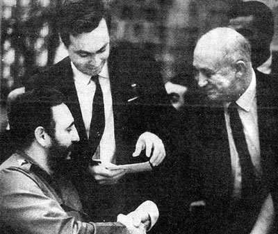 Fidel Castro con Panno y Najdorf en 1966