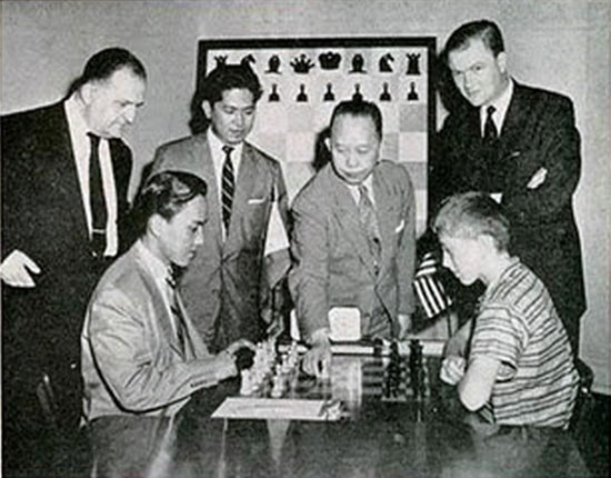 Fischer en su match ante Rudolf Cardozo, Nueva York 1957