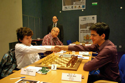 Nyzhnik 1 Giri 0 Ronda 2 © Svoboda Chankova www.eicc2012