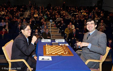 R 2 Nakamura vs Kramnik divertidos antes de comenzar a jugar 