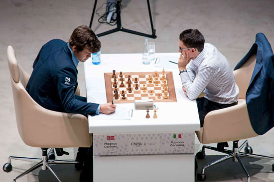 File:Caruana Carlsen Grenke Chess Classic 2015-2.JPG - Wikipedia