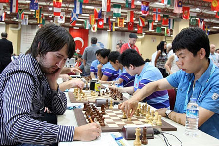 Ronda 8 China vs Azerbaiyán, Wang Hao vs Radjabov 