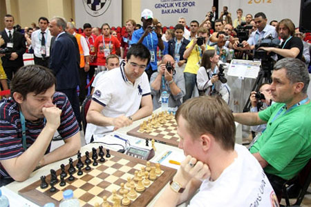 Ronda 8 Ucrania vs Rusia Ponomariov vs Grischuk y Kramnik vs Ivanchuk