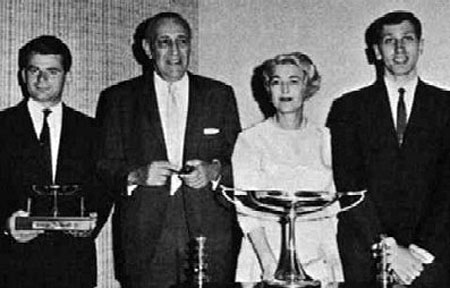 Spassky y Fischer, vencedores de Santa Mónica 1966 con Piatigorsky y Sra