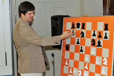 Svidler comenta su victoria ante Kramnik